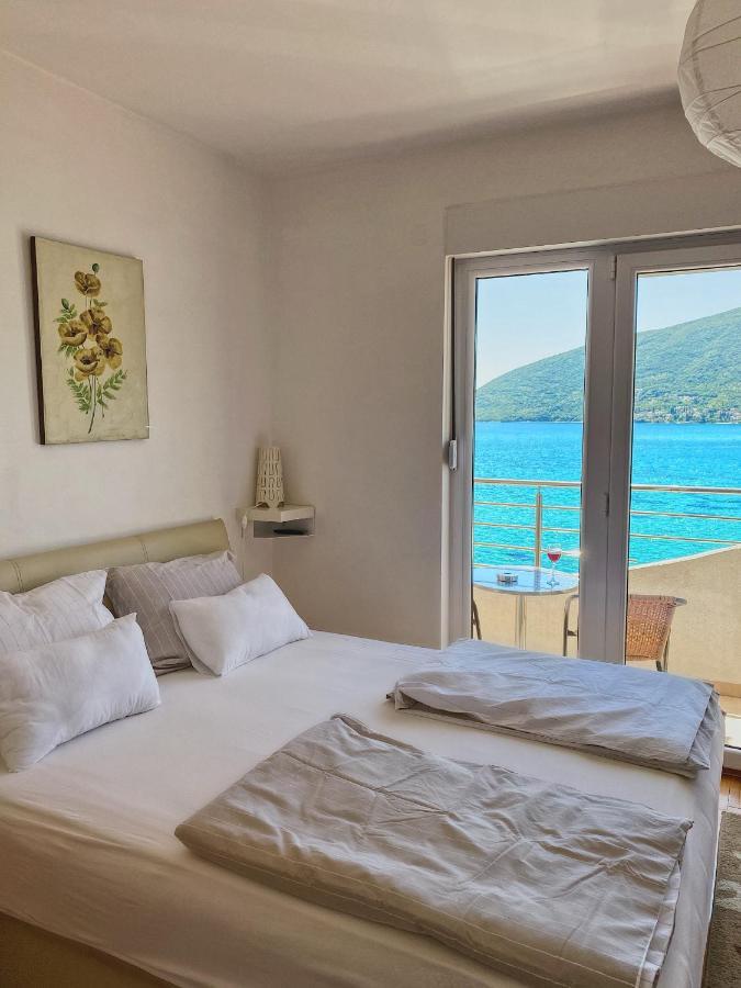 Apartments Bellevue - Otasevic Herceg Novi Eksteriør billede