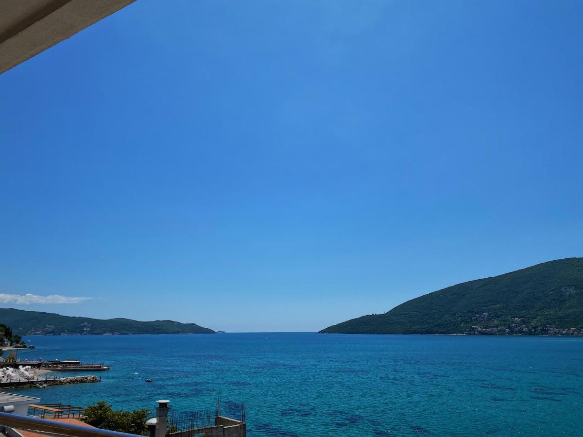 Apartments Bellevue - Otasevic Herceg Novi Eksteriør billede