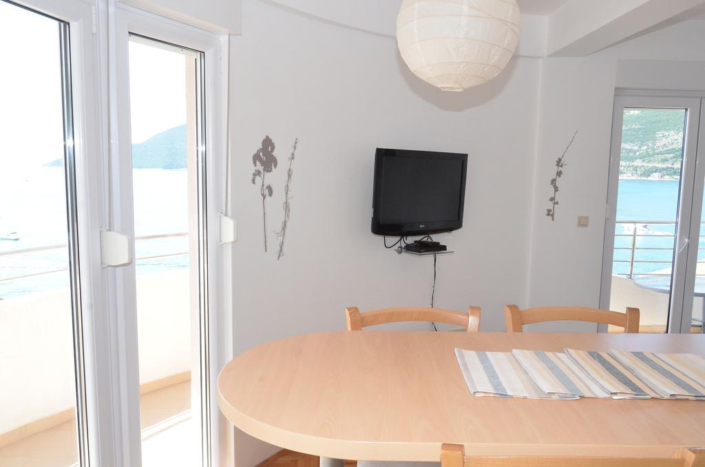 Apartments Bellevue - Otasevic Herceg Novi Værelse billede